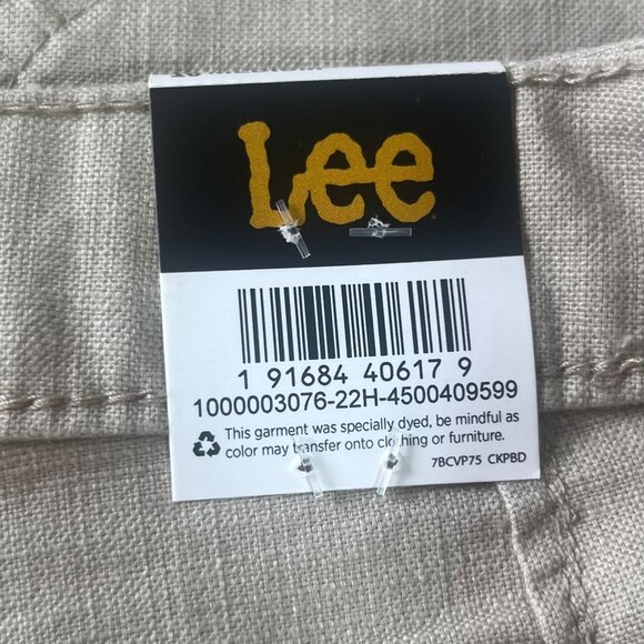 Lee Relaxed Fit High Rise Shorts Womens 16 M Button Fly Everyday Wear New - Picture 9 of 11